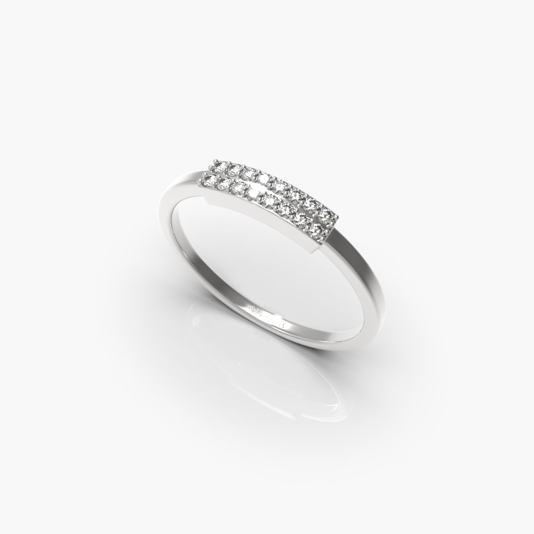 Elegant Gold and Diamond Ring