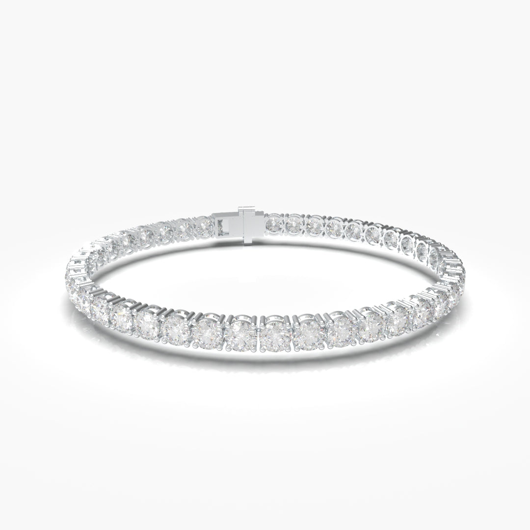 Tennis bracelet with lab grown diamonds