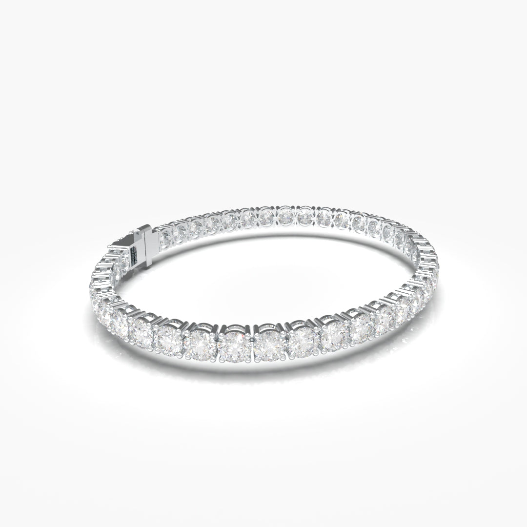 Tennis bracelet with lab grown diamonds